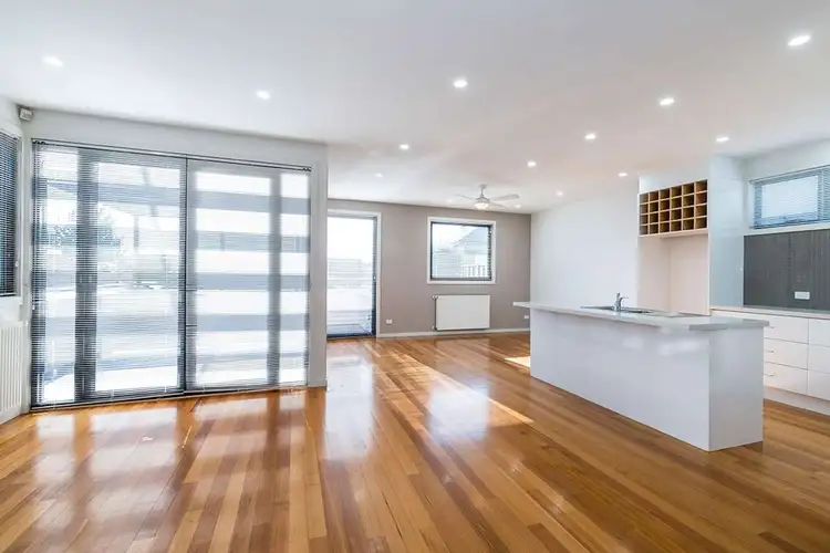 Third view of Homely townhouse listing, 2/196 Beach Road, Mordialloc VIC 3195