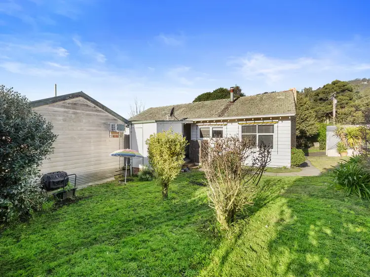 Fourth view of Homely house listing, 5 St James Avenue, Montrose VIC 3765