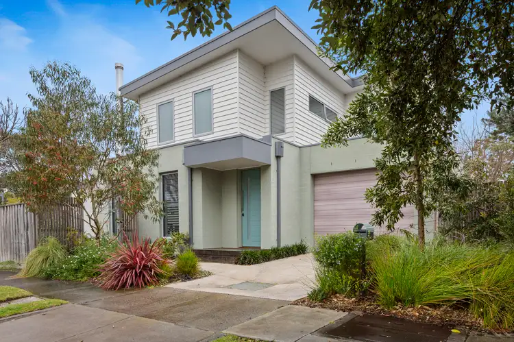 28 Hamilton Grove, Frankston South VIC 3199