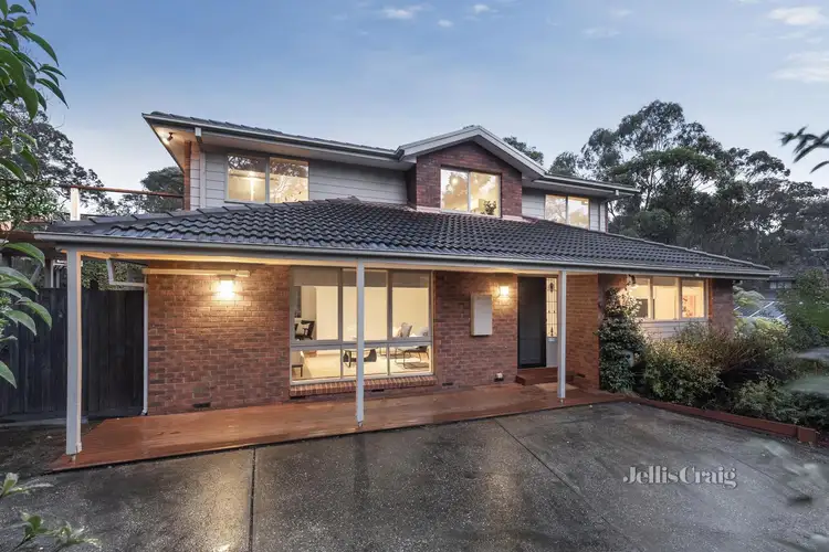 4 Christine Avenue, Eltham VIC 3095