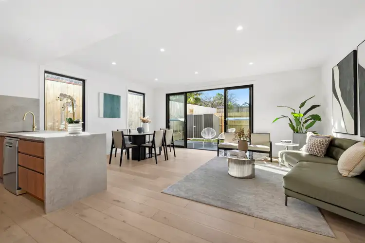 Fifth view of Homely townhouse listing, 3/37 Ashburn Grove, Ashburton VIC 3147