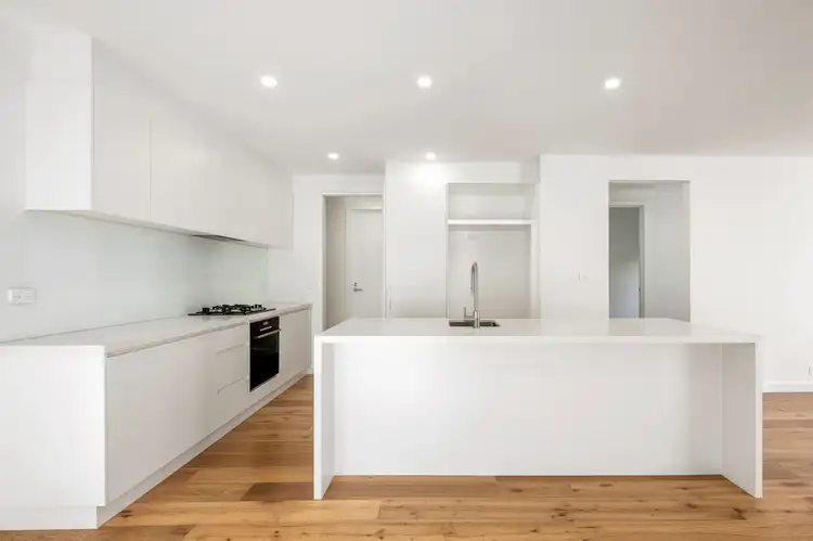 2 Haldane Street