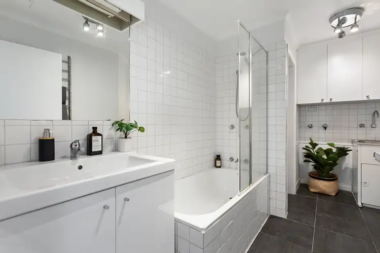 Fourth view of Homely apartment listing, 13/43 Jeffcott Street, West Melbourne VIC 3003