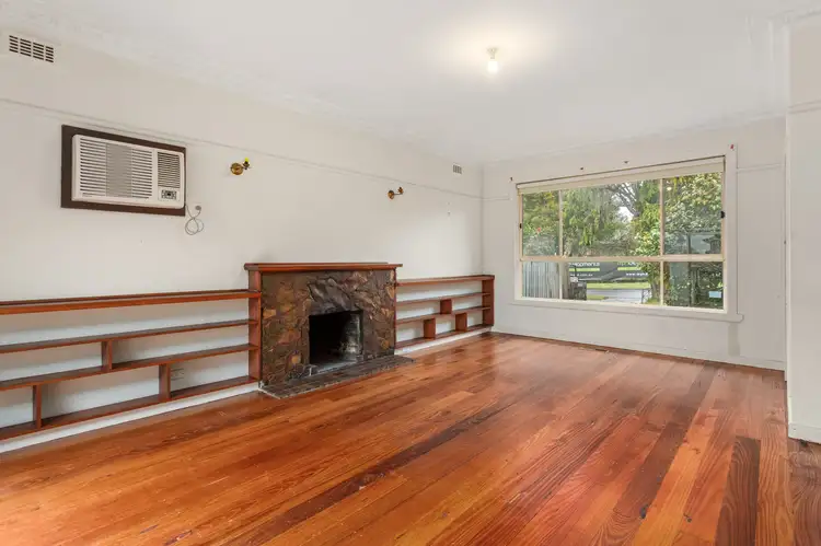 Third view of Homely house listing, 5 Carlyle Street, Ashwood VIC 3147