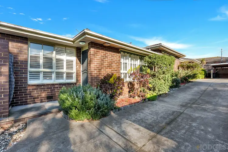 Main view of Homely unit listing, 2/5 Levanto Street, Mentone VIC 3194