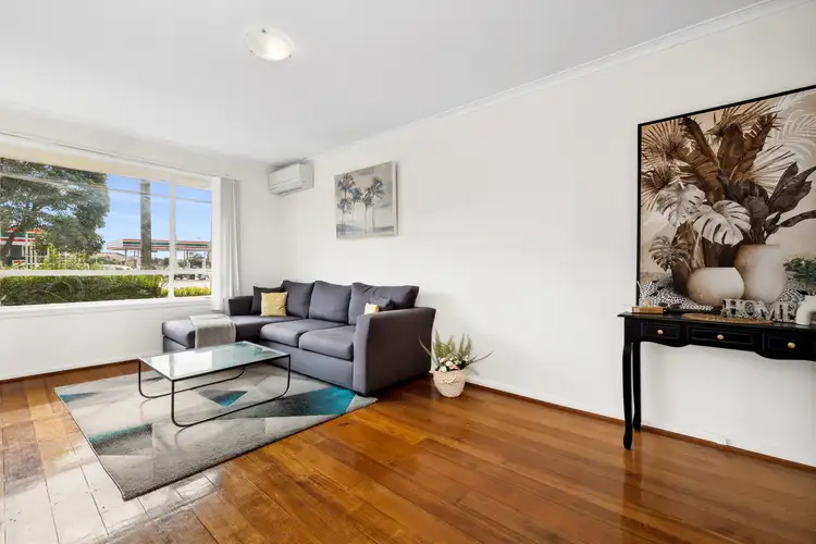 Second view of Homely unit listing, 4/697 Warrigal Road, Bentleigh East VIC 3165