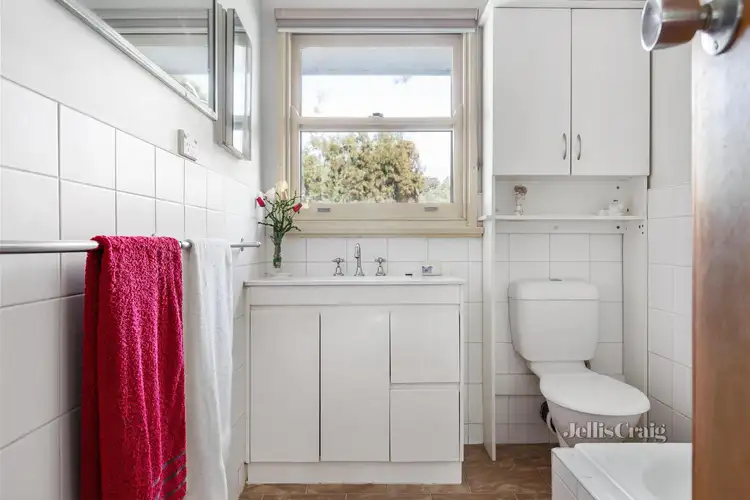 Fifth view of Homely unit listing, 2/666 Main Road, Eltham VIC 3095