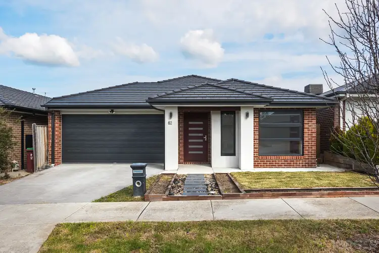 62 Athletic Circuit, Clyde VIC 3978