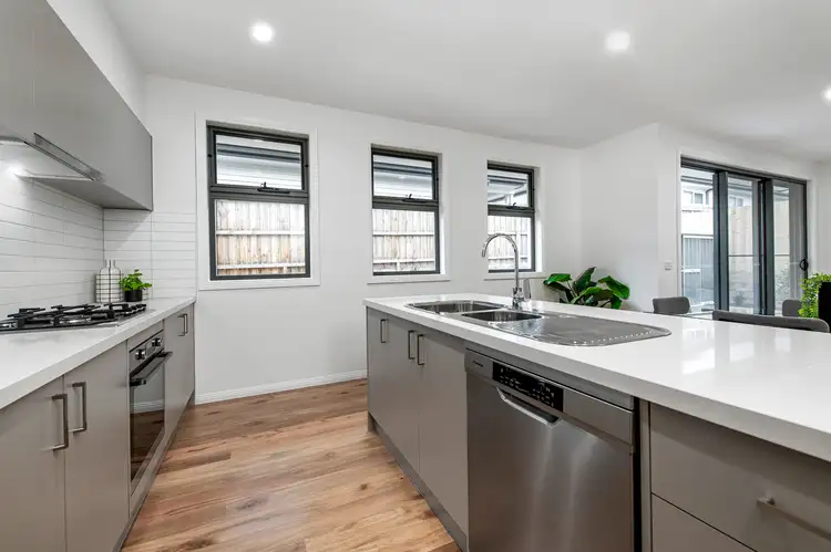 Fifth view of Homely townhouse listing, 2/543 Canterbury Road, Vermont VIC 3133