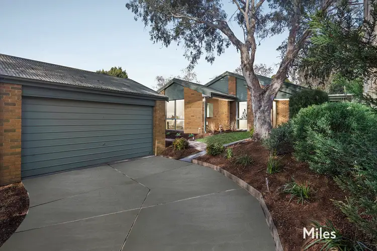 19 Corbie Way, Yallambie VIC 3085