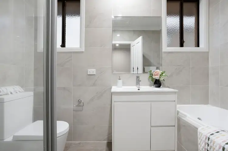 Sixth view of Homely townhouse listing, 4/158 Warrigal Road, Camberwell VIC 3124