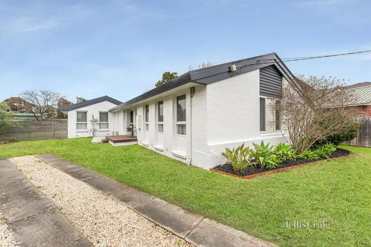 8 Daniel Court, Mentone VIC 3194