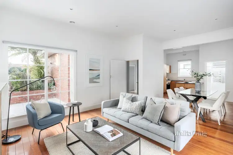 1/128 Ludstone Street, Hampton VIC 3188