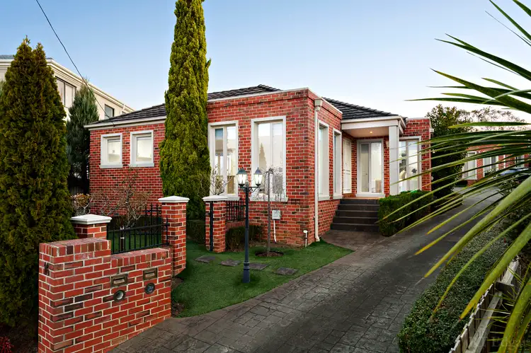 1/16 Belvoir Street, Doncaster East VIC 3109