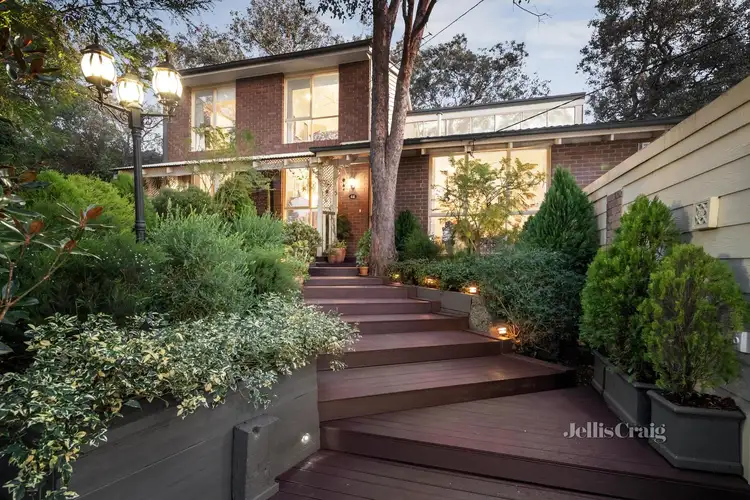 44 Manning Road, Eltham North VIC 3095