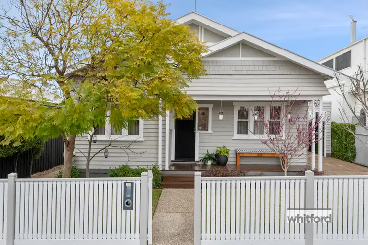 28 Cairns Avenue, Newtown VIC 3220