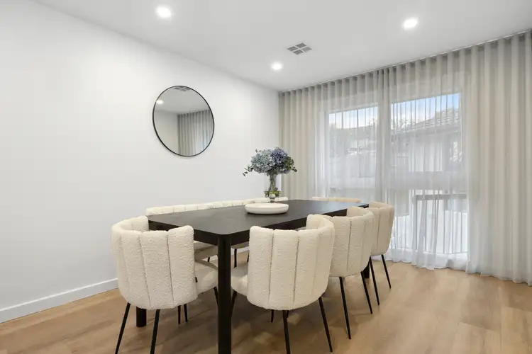 Fifth view of Homely house listing, 2 Lesay Court, Mount Waverley VIC 3149