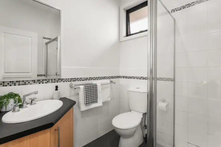 Sixth view of Homely townhouse listing, 2/2 Jacqueline Road, Mount Waverley VIC 3149