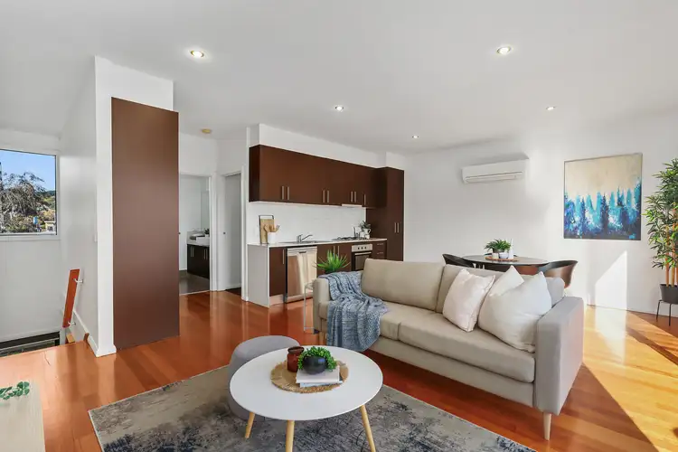 Sixth view of Homely unit listing, 2/2 McCracken Avenue, Pascoe Vale VIC 3044