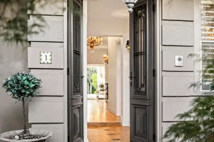 1 Khartoum Street, Caulfield North VIC 3161