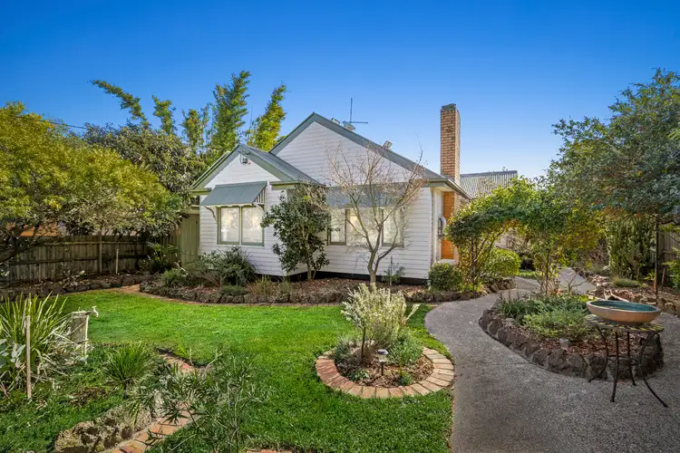 1 Moorookyle Avenue, Hughesdale VIC 3166