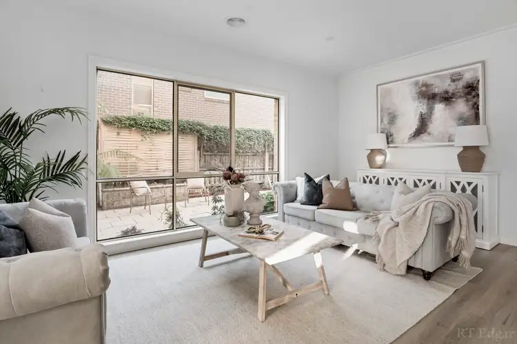 Fifth view of Homely house listing, 8 Hope Court, Kew VIC 3101