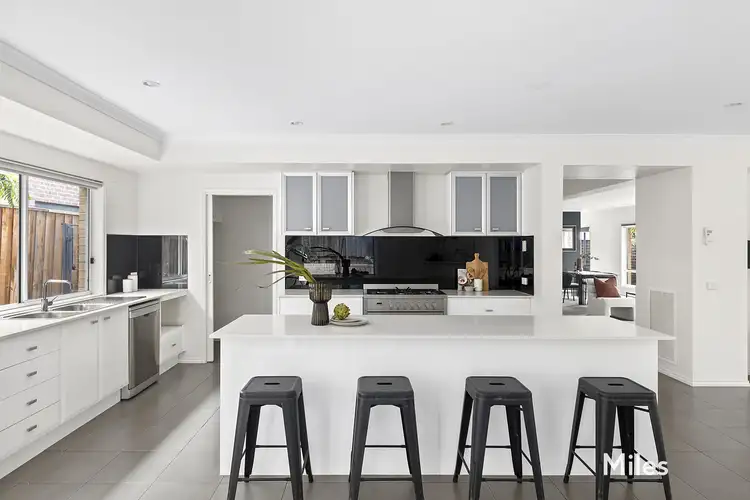 Fifth view of Homely house listing, 6 Manor Green, Macleod VIC 3085