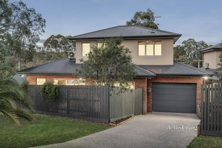 8 Gordon Grove, Montmorency VIC 3094
