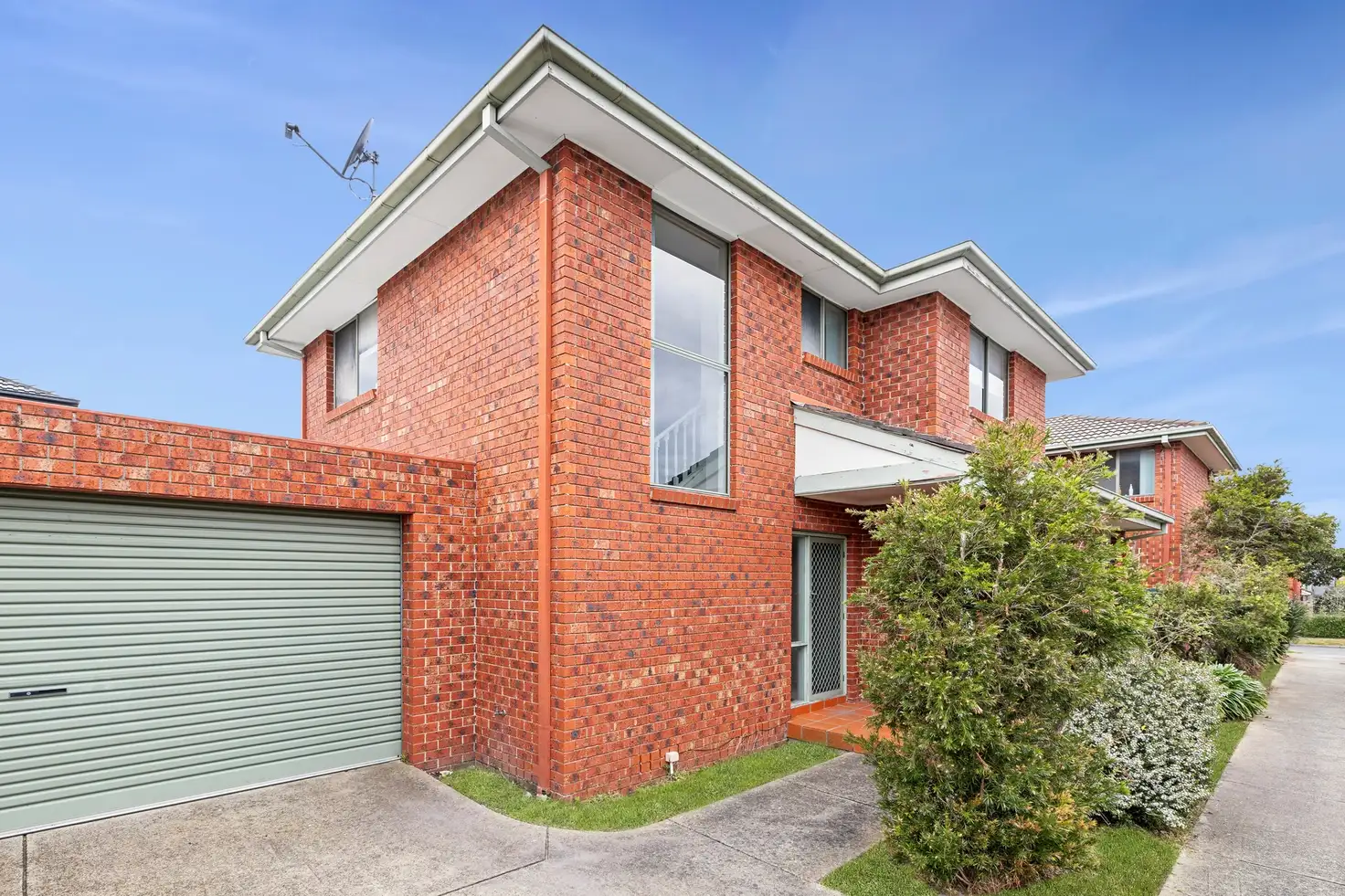 Main view of Homely townhouse listing, 2/11 Iona Street, Clayton VIC 3168