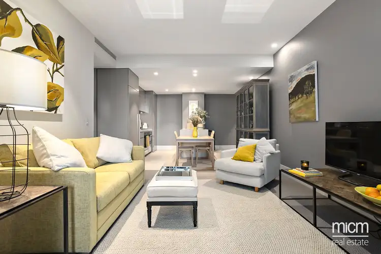 1612/35 Spring Street, Melbourne VIC 3000