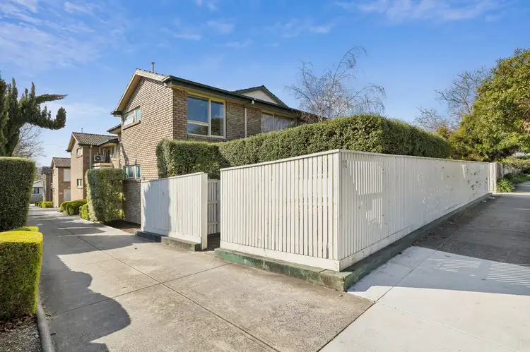 11/13 Churchill Avenue, Chadstone VIC 3148