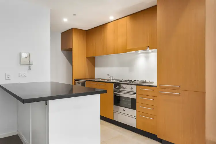 Fifth view of Homely apartment listing, 22/2 Esplanade West, Port Melbourne VIC 3207