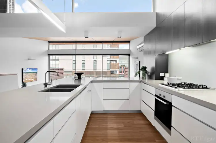 Second view of Homely townhouse listing, 8/127-129 Power Street, Hawthorn VIC 3122