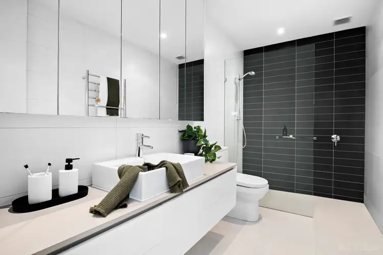 Sixth view of Homely townhouse listing, 8/127-129 Power Street, Hawthorn VIC 3122