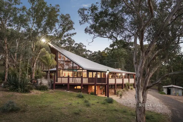400 Mount Pleasant Road, Eltham VIC 3095