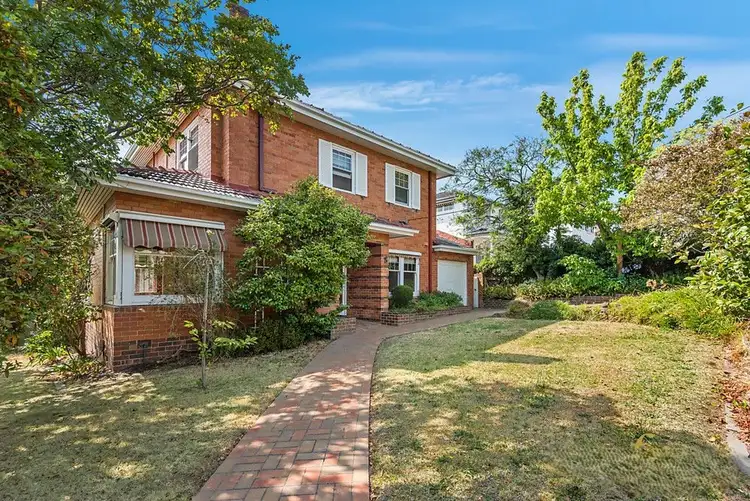 35 Mountain View Road, Balwyn North VIC 3104