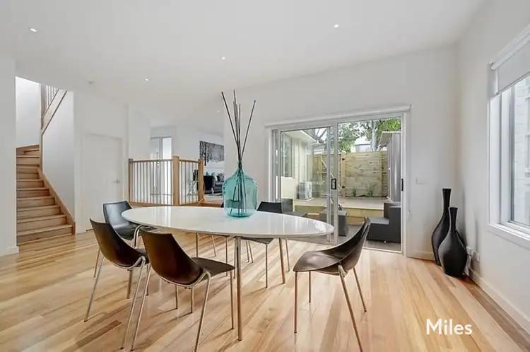 1/22 Silk Street, Rosanna VIC 3084