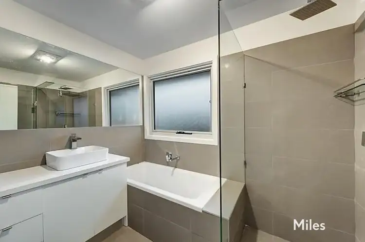 Fifth view of Homely townhouse listing, 1/22 Silk Street, Rosanna VIC 3084