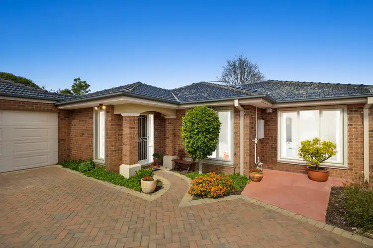 Main view of Homely unit listing, 2/48 St Albans Street, Mount Waverley VIC 3149