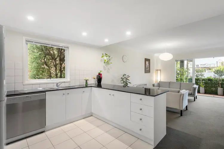 Fifth view of Homely apartment listing, 5/7-29 Little Palmerston Street, Carlton VIC 3053