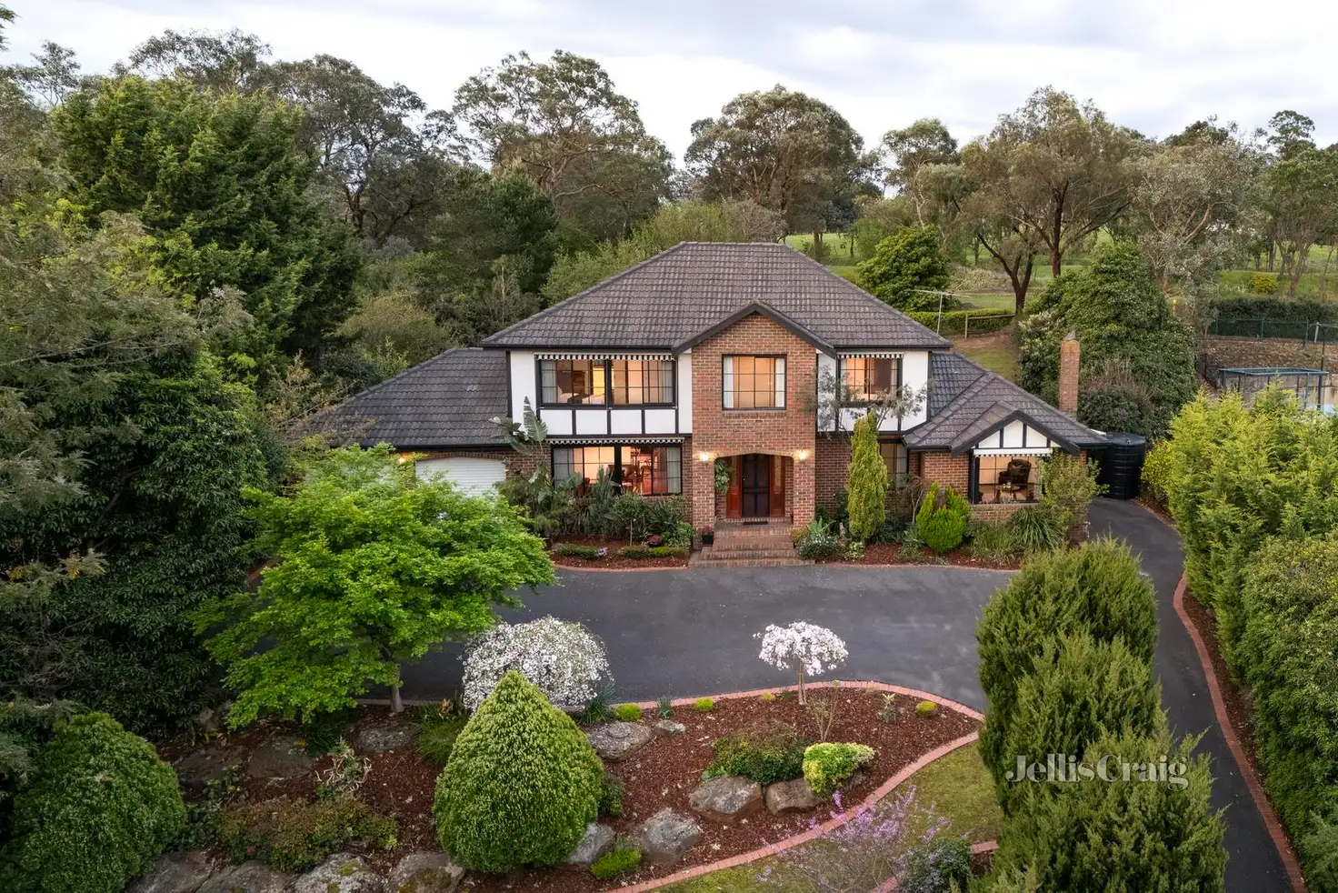 Main view of Homely house listing, 6 Huntingfield Court, Eltham VIC 3095