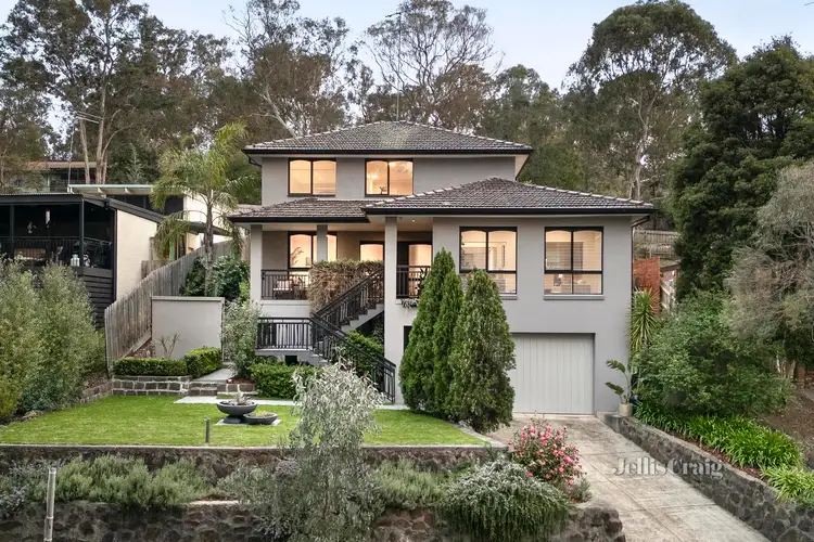 10 Valonia Drive, Eltham VIC 3095