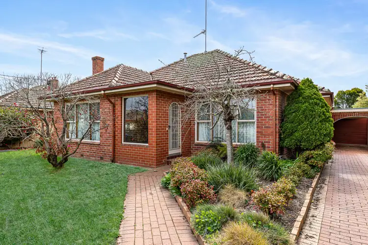 Main view of Homely house listing, 2 Poplar Street, Wendouree VIC 3355