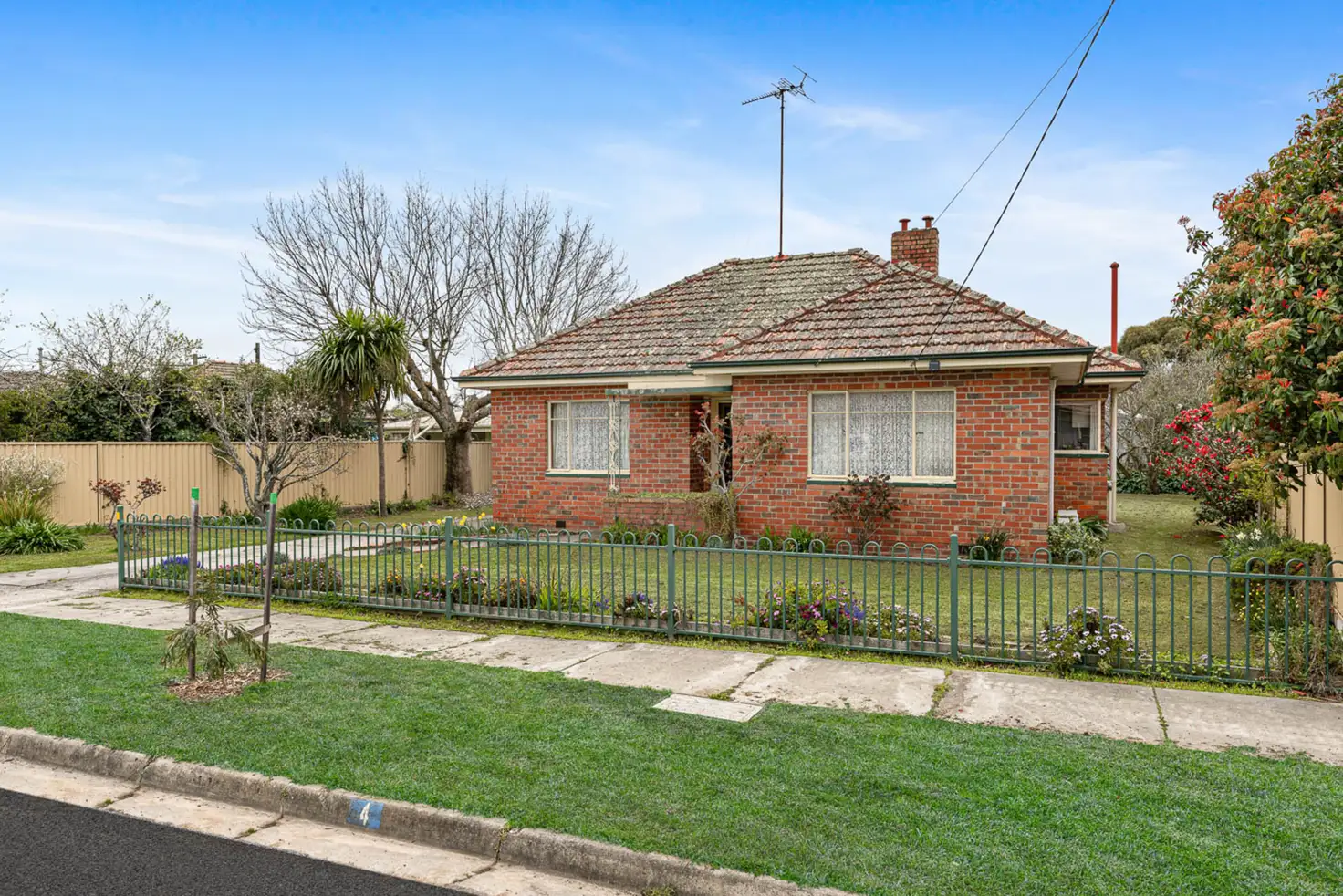 Main view of Homely house listing, 4 Poplar Street, Wendouree VIC 3355