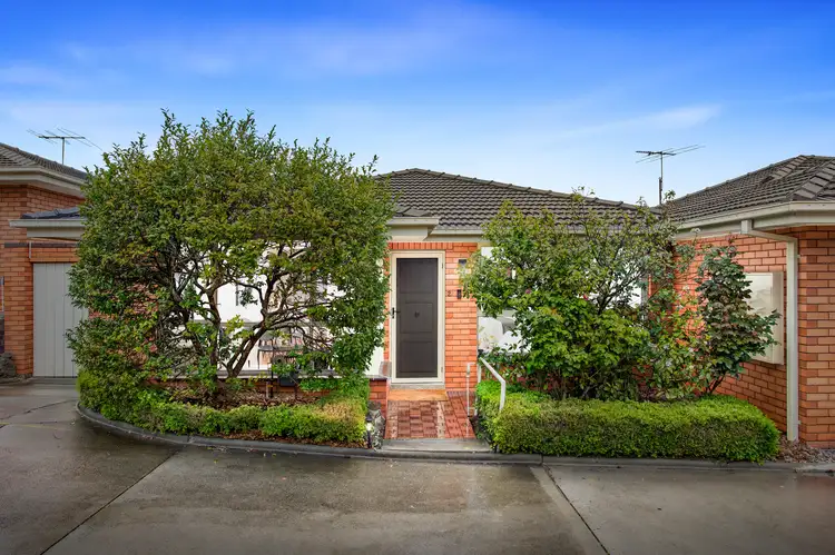 Main view of Homely unit listing, 2/14-16 Somers Street, Burwood VIC 3125