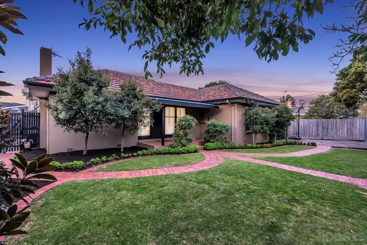 33 Booker Street, Cheltenham VIC 3192