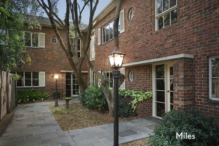 8/4 Rathmines Street, Fairfield VIC 3078