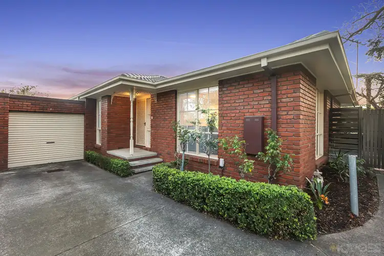 2/24 Sunray Avenue, Cheltenham VIC 3192
