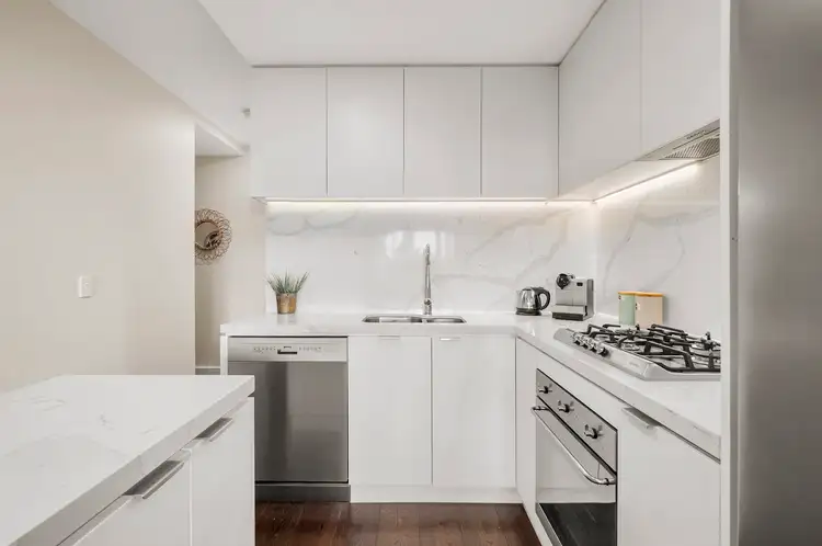 Fifth view of Homely apartment listing, 10/33 Queens Avenue, Doncaster VIC 3108