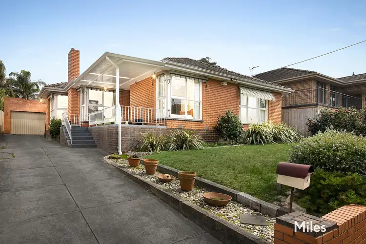 5 Gloucester Drive, Heidelberg VIC 3084